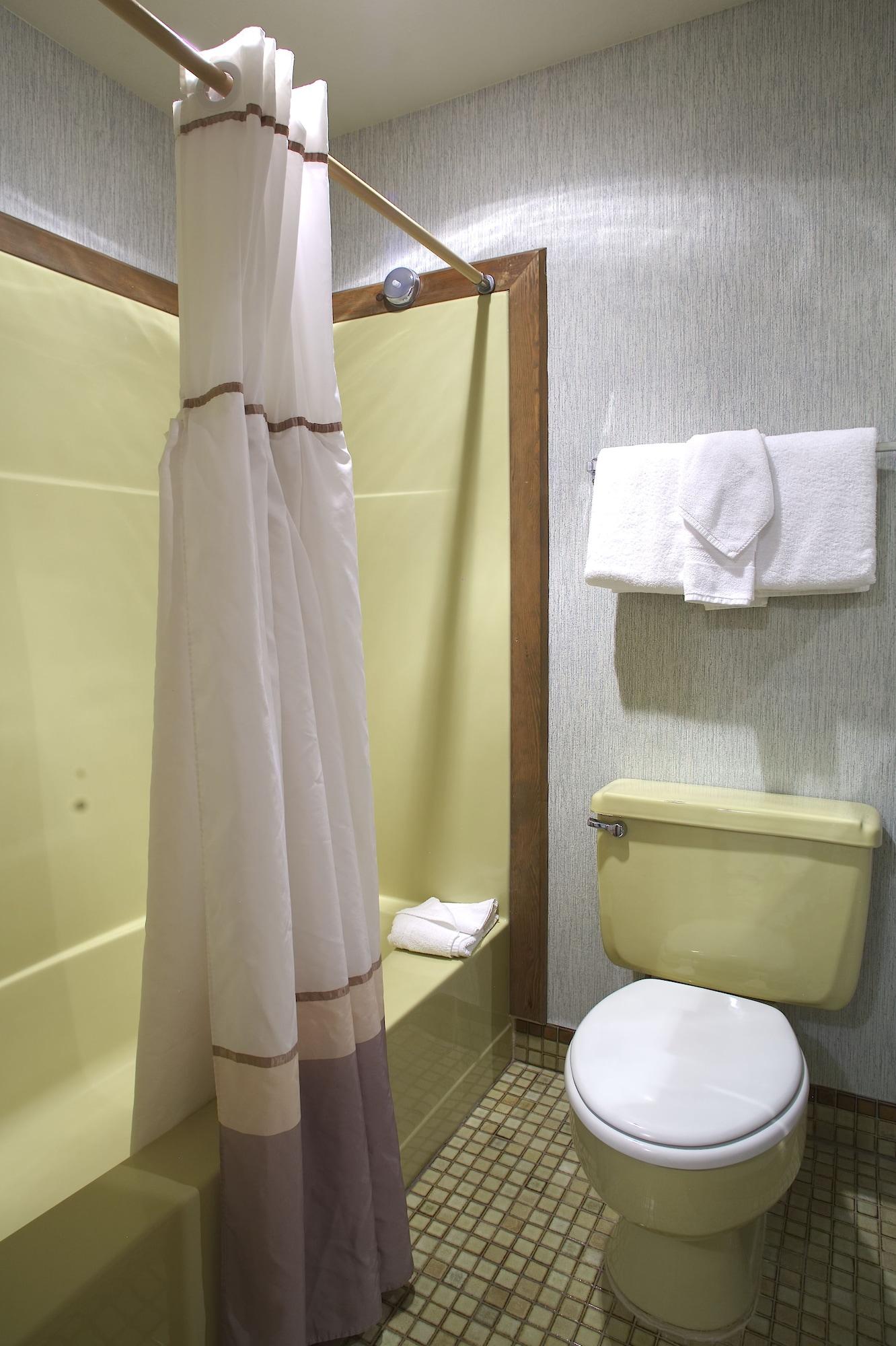 סיסייד Hi Tide Oceanfront Inn מראה חיצוני תמונה