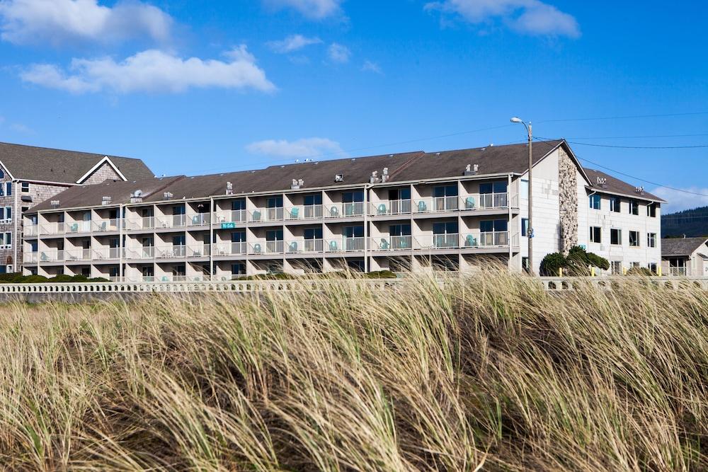 סיסייד Hi Tide Oceanfront Inn מראה חיצוני תמונה