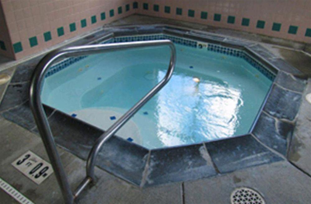 סיסייד Hi Tide Oceanfront Inn מראה חיצוני תמונה