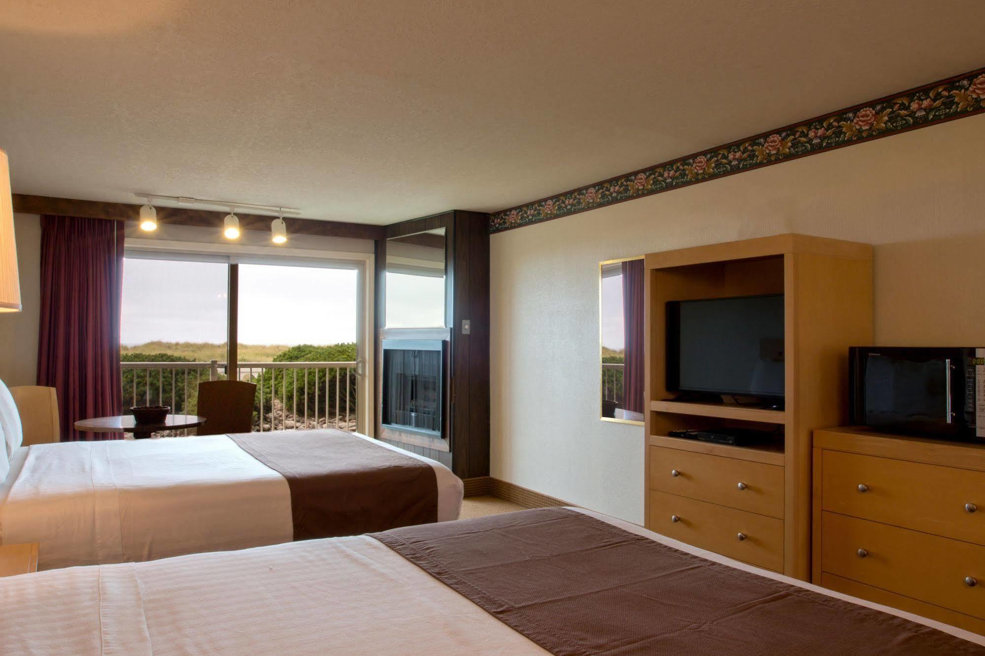 סיסייד Hi Tide Oceanfront Inn מראה חיצוני תמונה