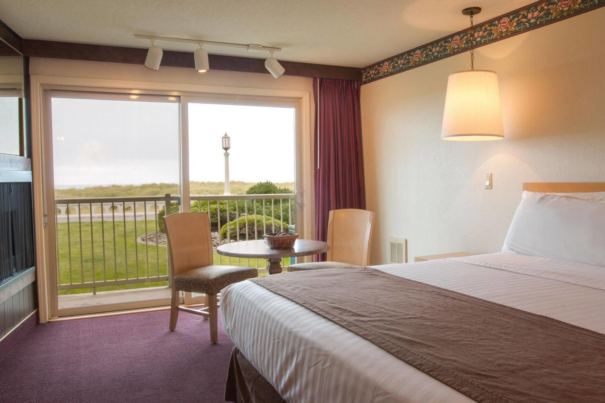 סיסייד Hi Tide Oceanfront Inn מראה חיצוני תמונה